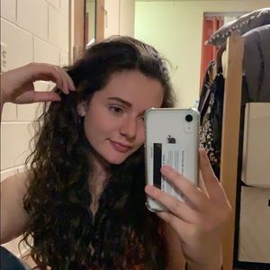 Meet your Posher, Julianna
